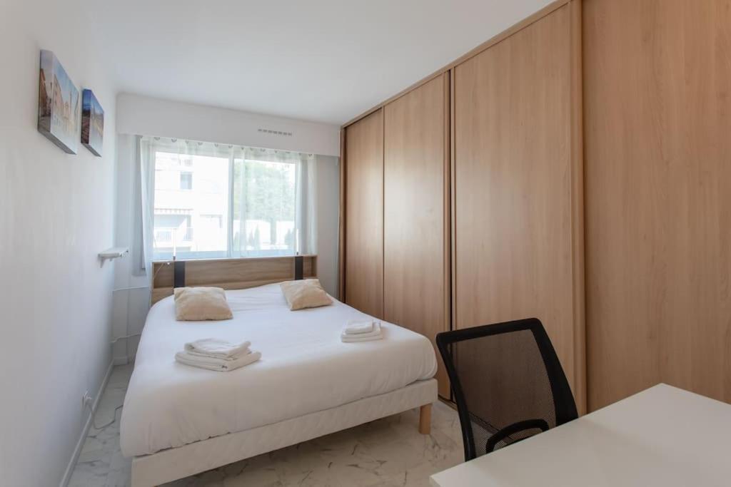 L28 Californie 1min Walk Sea 3bdr/ Ac & Balcony Appartamento