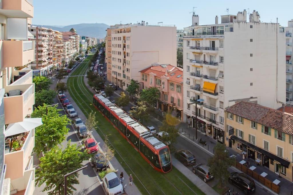 Appartamento L28 Californie 1min Walk Sea 3bdr/ Ac & Balcony Nizza